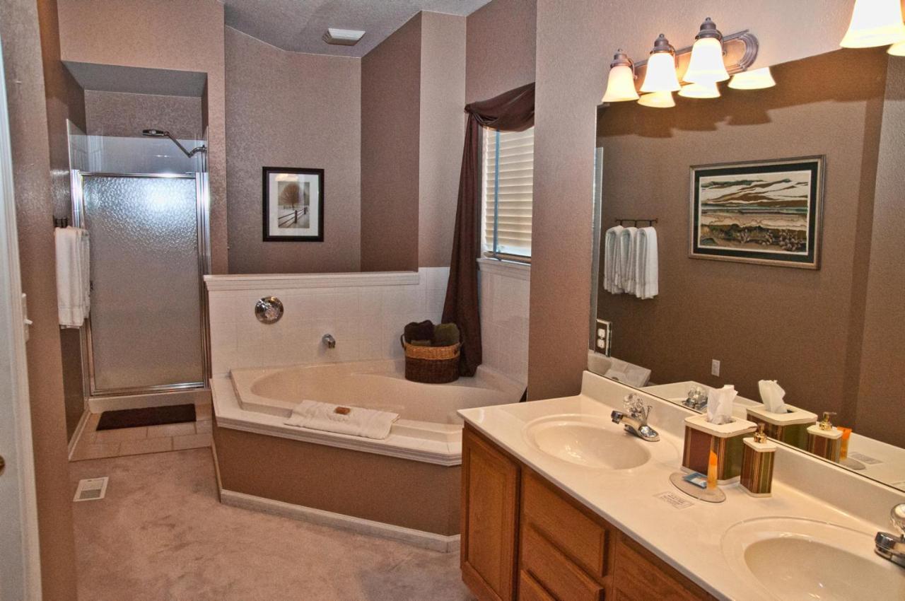 The Lodge At Old Kinderhook Camdenton Esterno foto