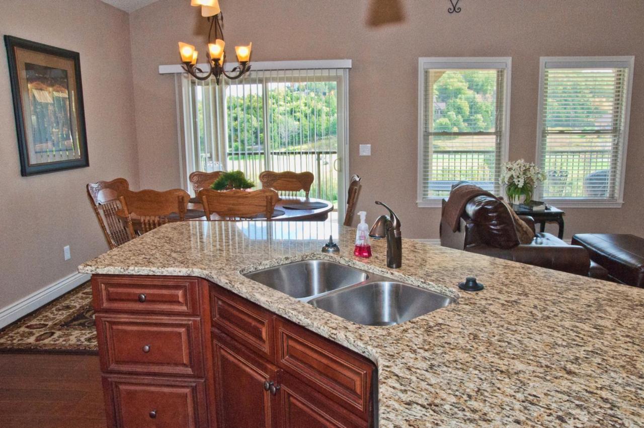 The Lodge At Old Kinderhook Camdenton Esterno foto