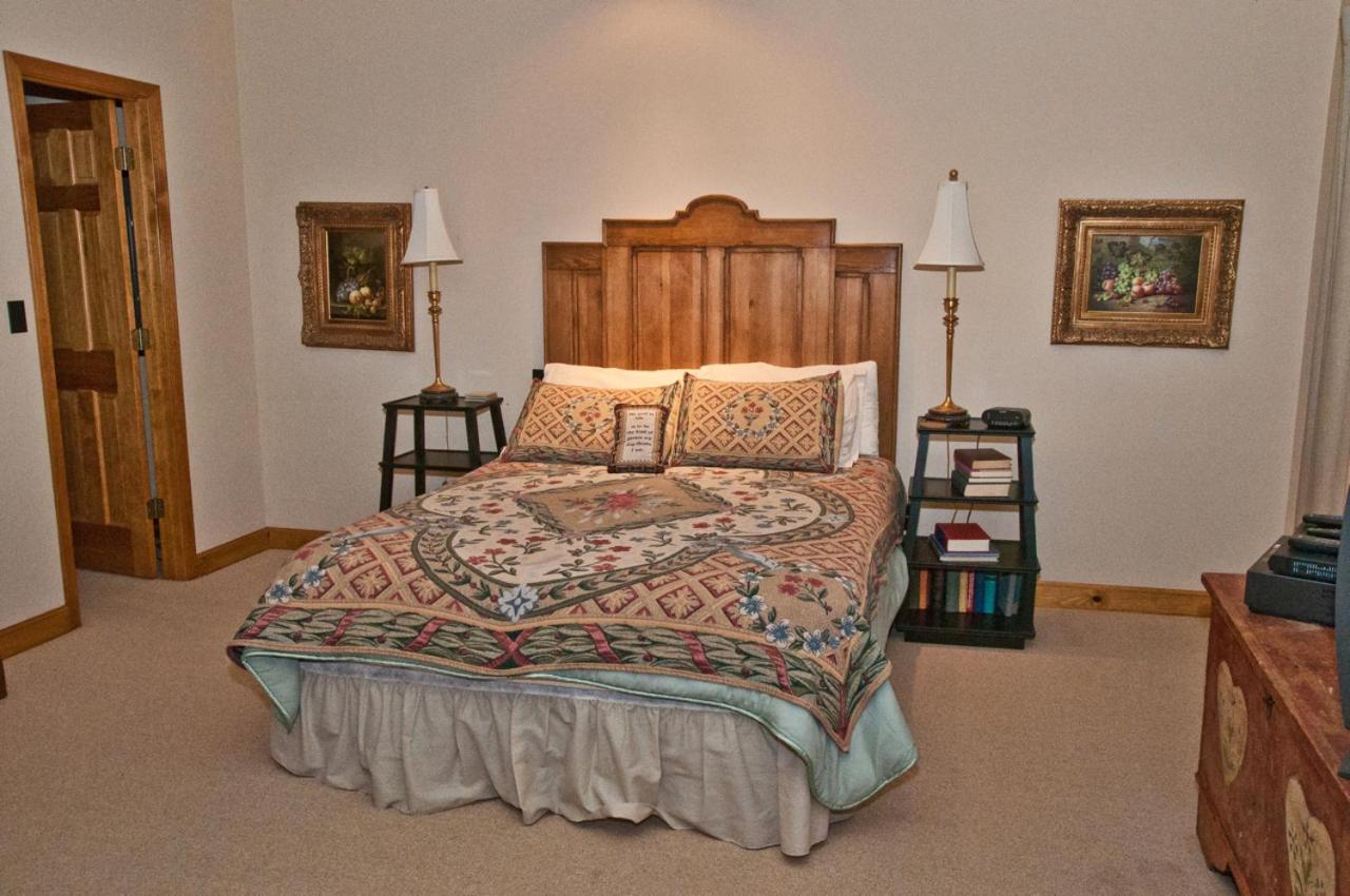 The Lodge At Old Kinderhook Camdenton Esterno foto